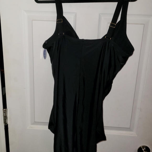 Bathing suit - Picture 4 of 4